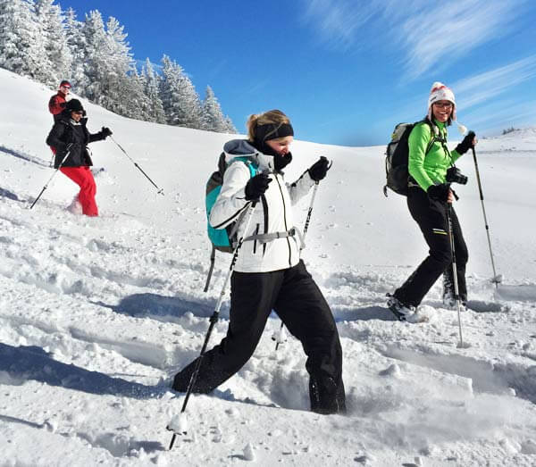 Schneeschuhwandern Familien und Senioren